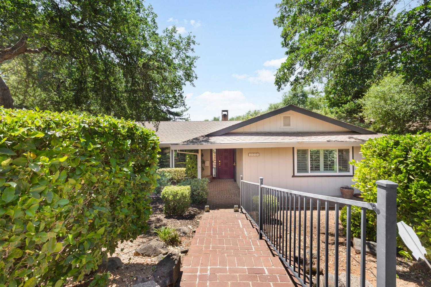3558 Santos Circle