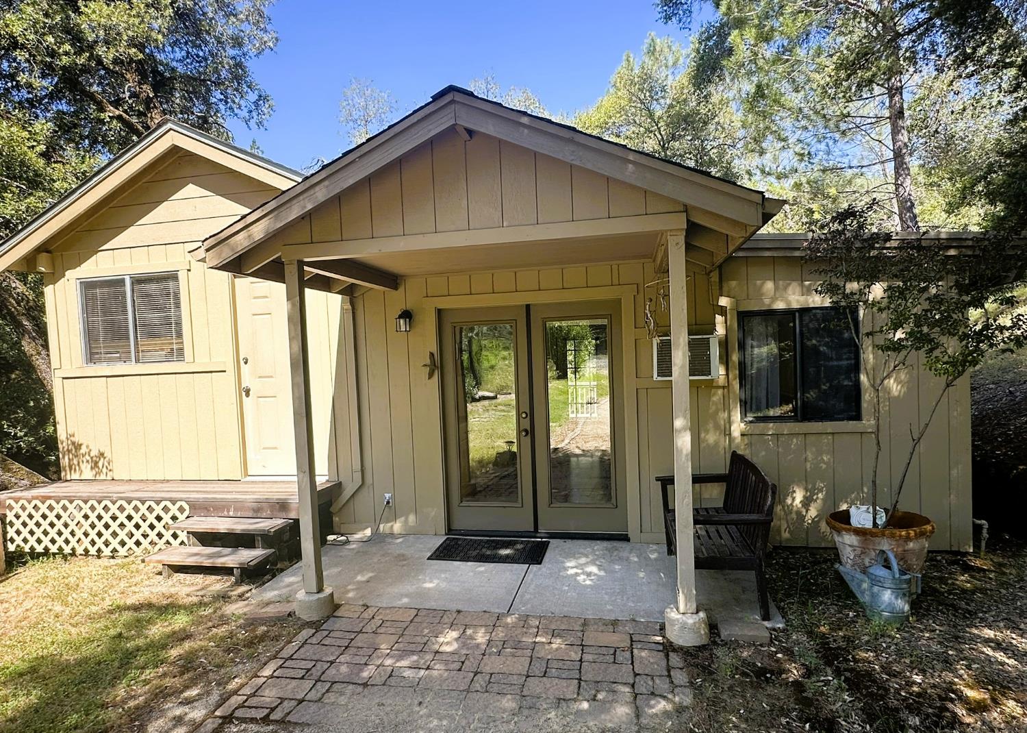 1210 Pine Vista Lane