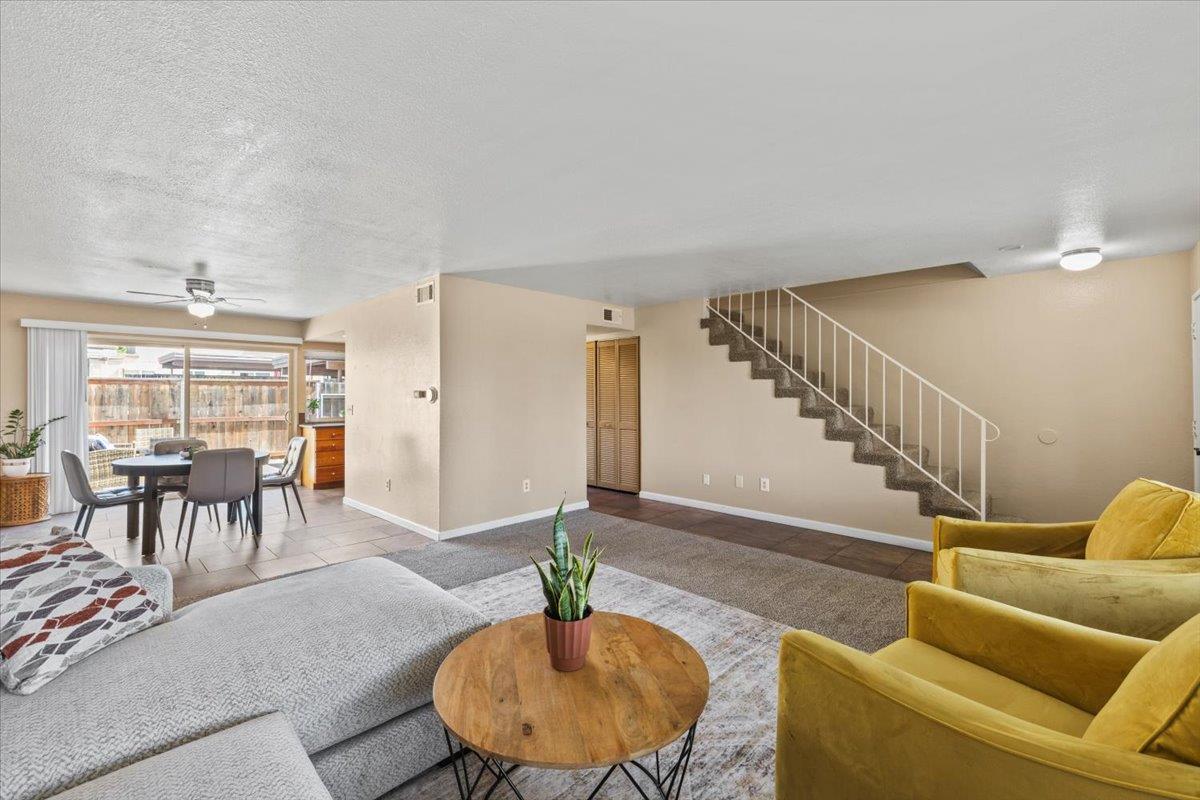 6046 Casa Algre