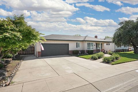 820 York Street, Lodi, CA 95240 - MLS#: 225047488