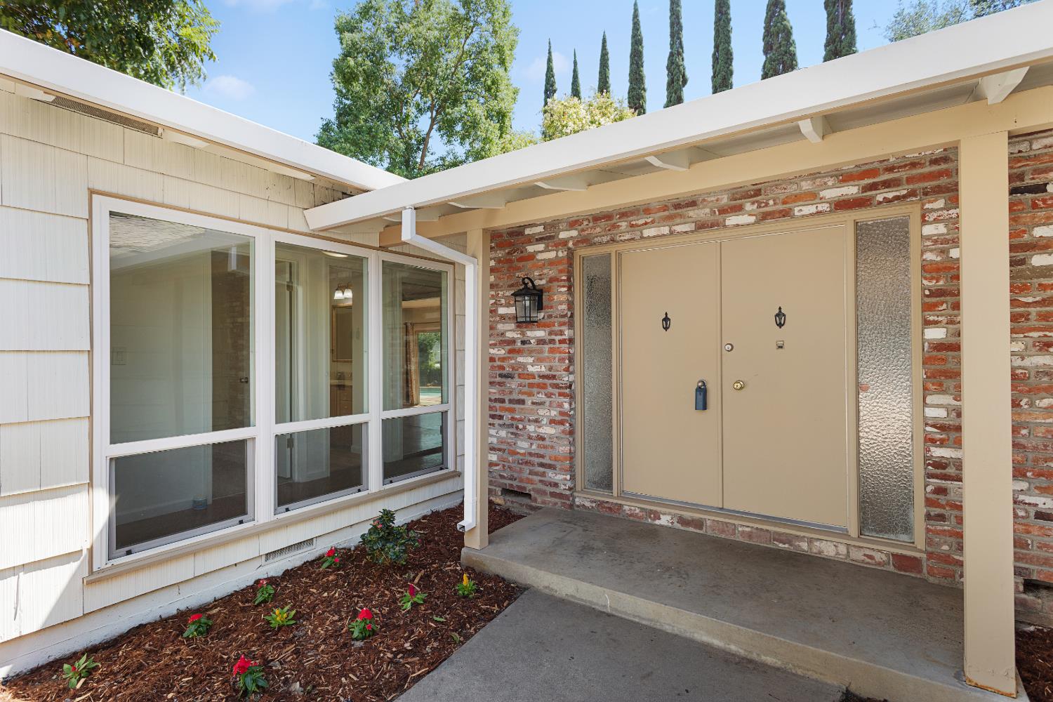 5901 Twin Creeks Court
