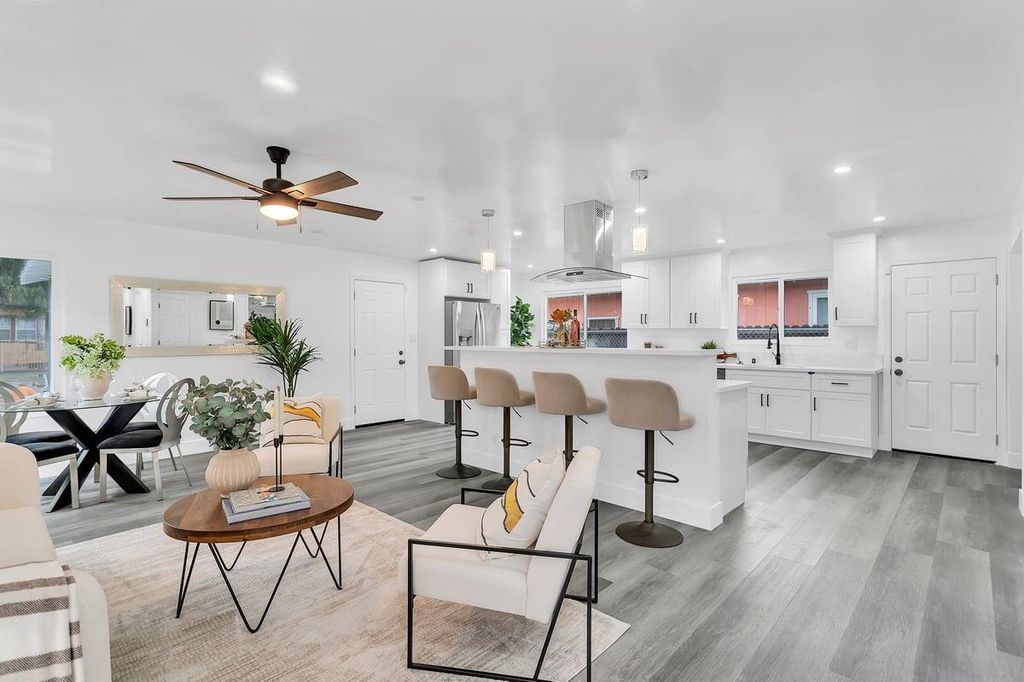 Photo of 970 92nd Avenue, Oakland, CA 94603 (MLS # 225136944)