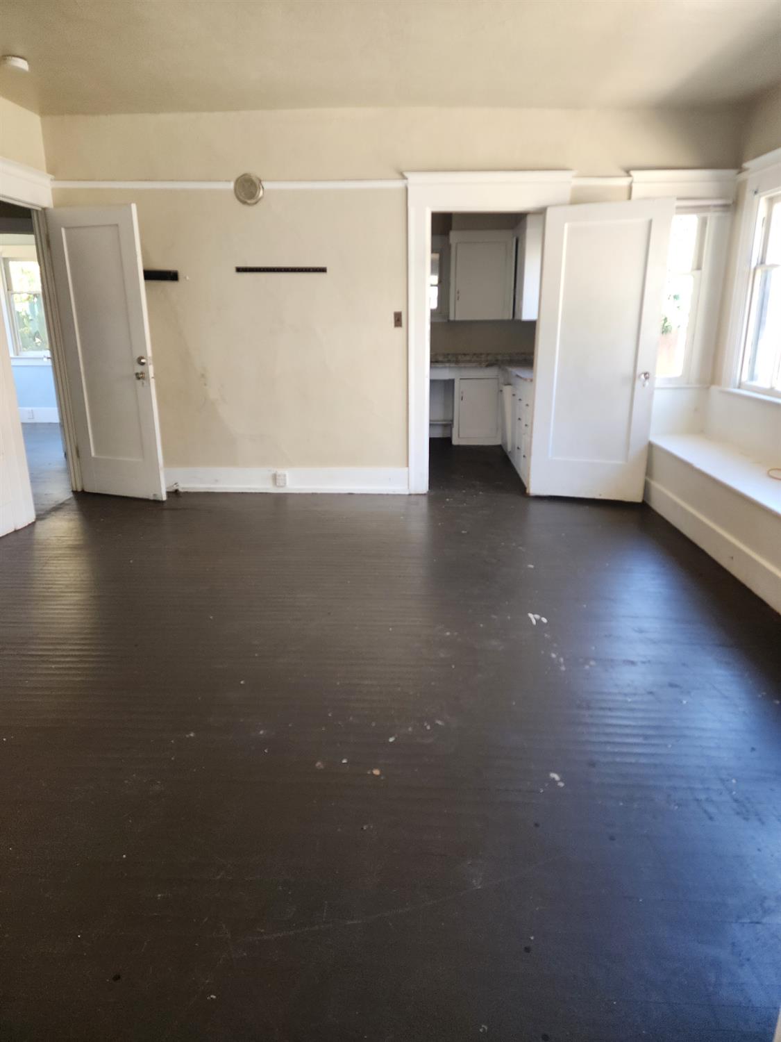 910 G Street