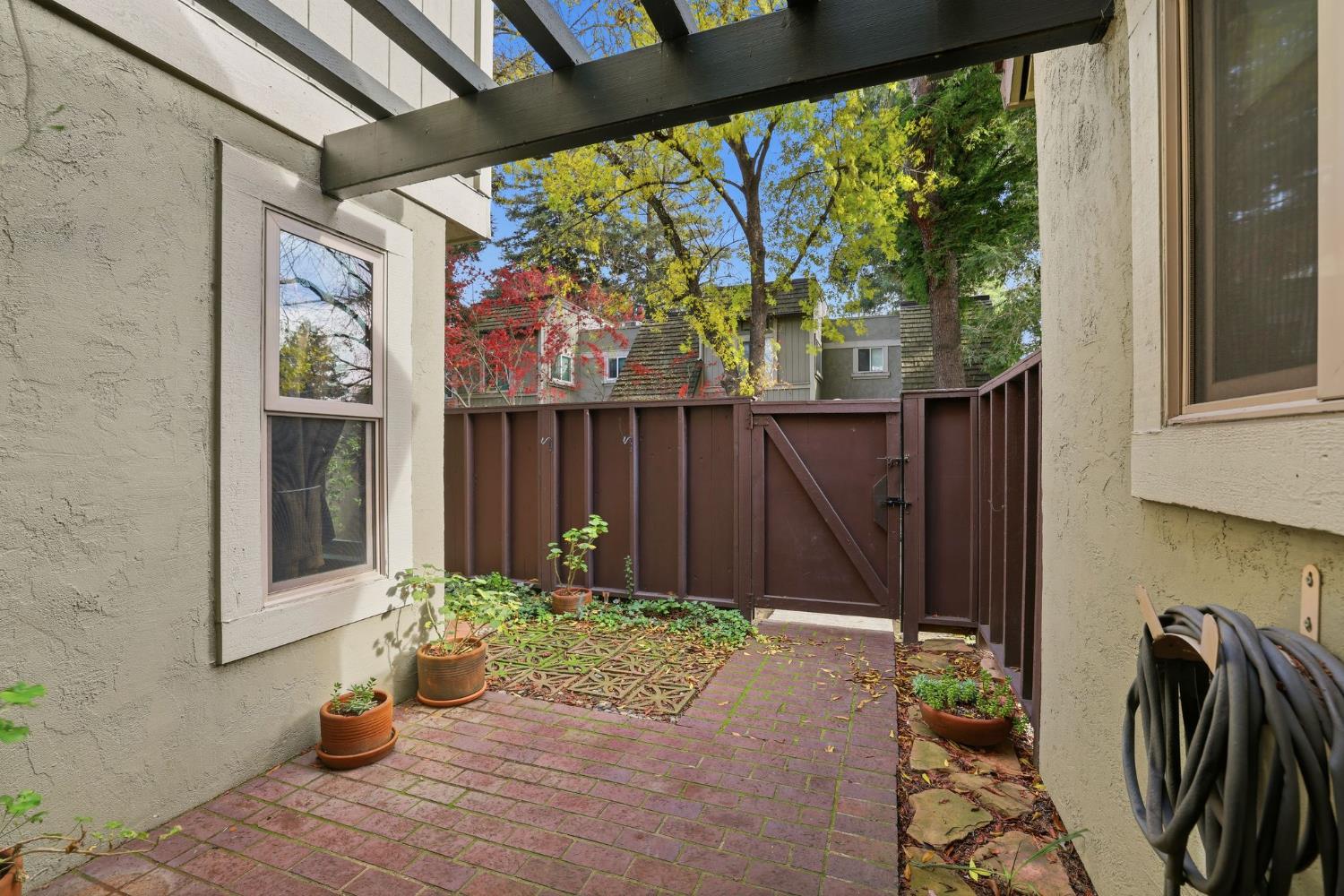 104 Luna Grande Circle 19