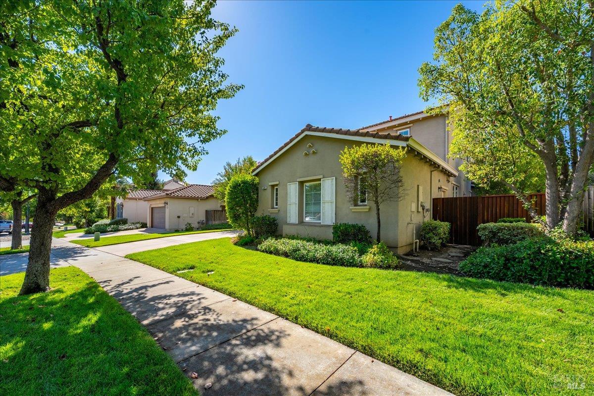 4409 Avondale Circle