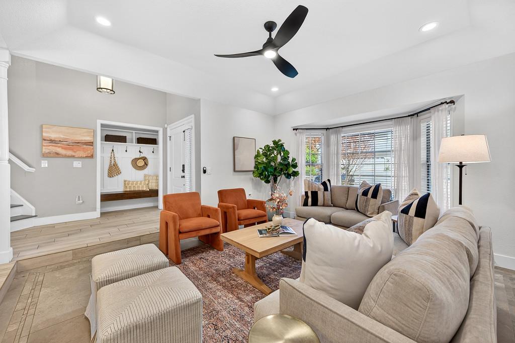 4727 Copperfield Circle