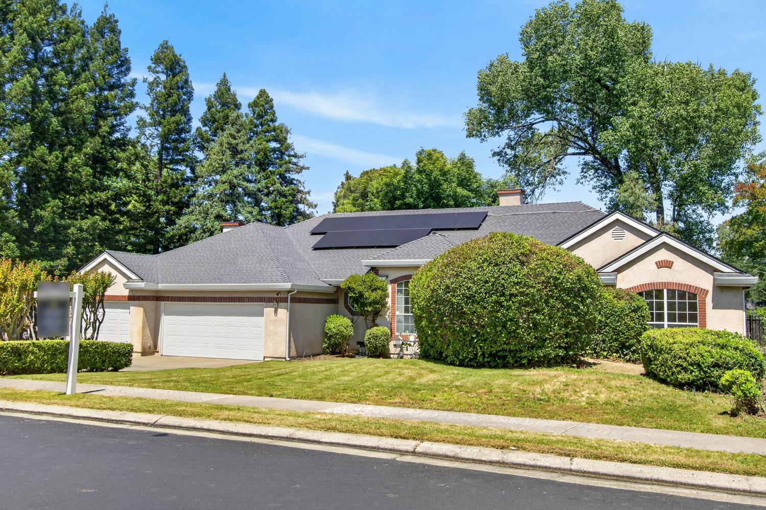 7013 Cedar Oaks Drive