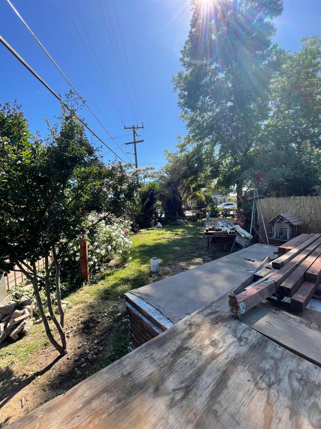 812 E H Street - Photo 2