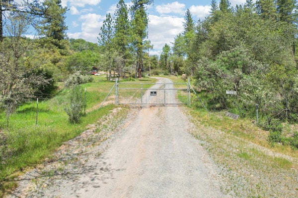 4522 MYSTIC MINE RD, SOMERSET, CA 95684 - Image d6af3337b5d9e53e9e1c8ab8744befa7/1041128924