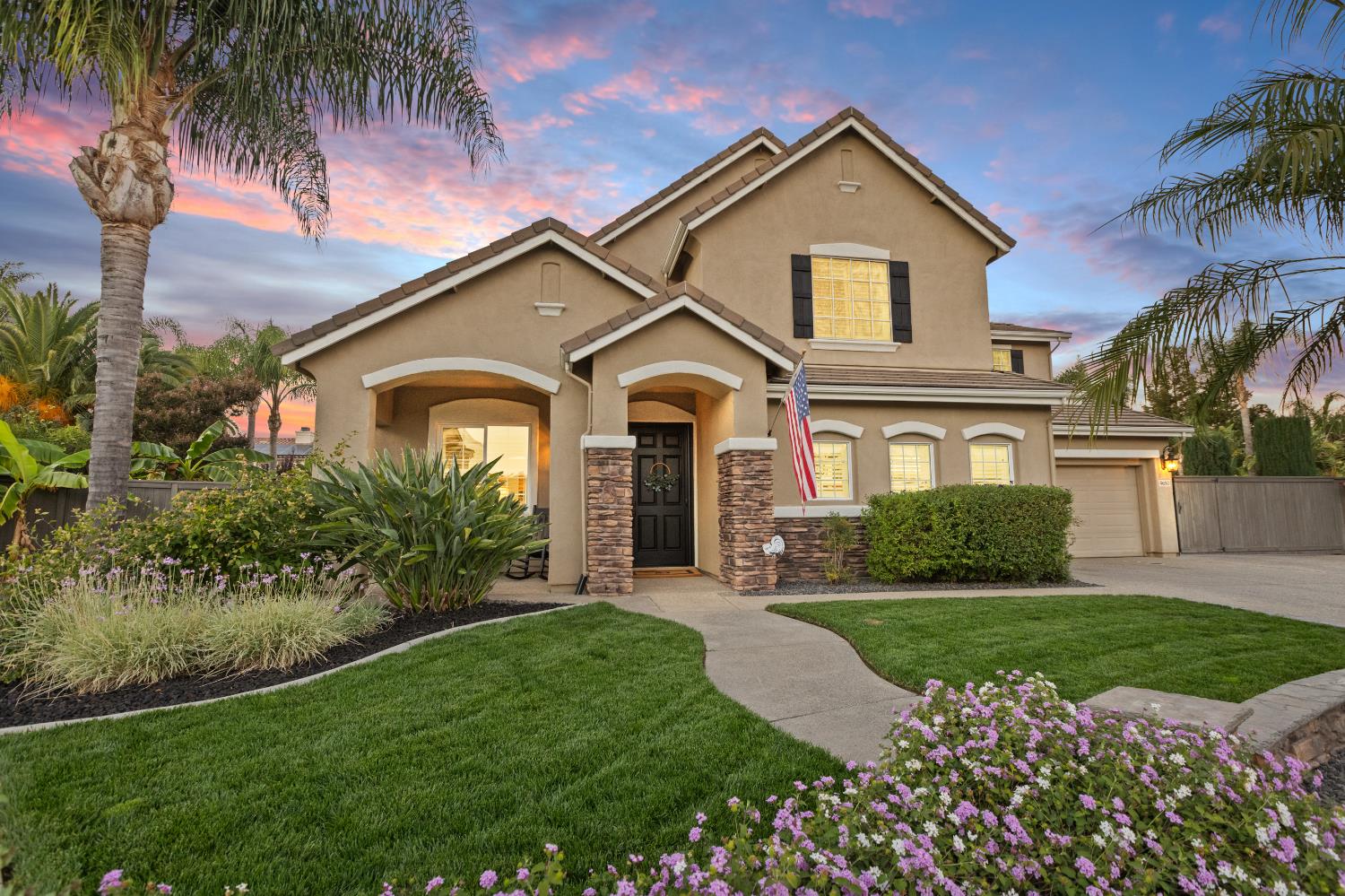 9650 Autumn Walk Place