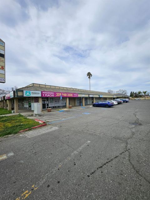 2707 E Fremont Street Stockton CA 95205
