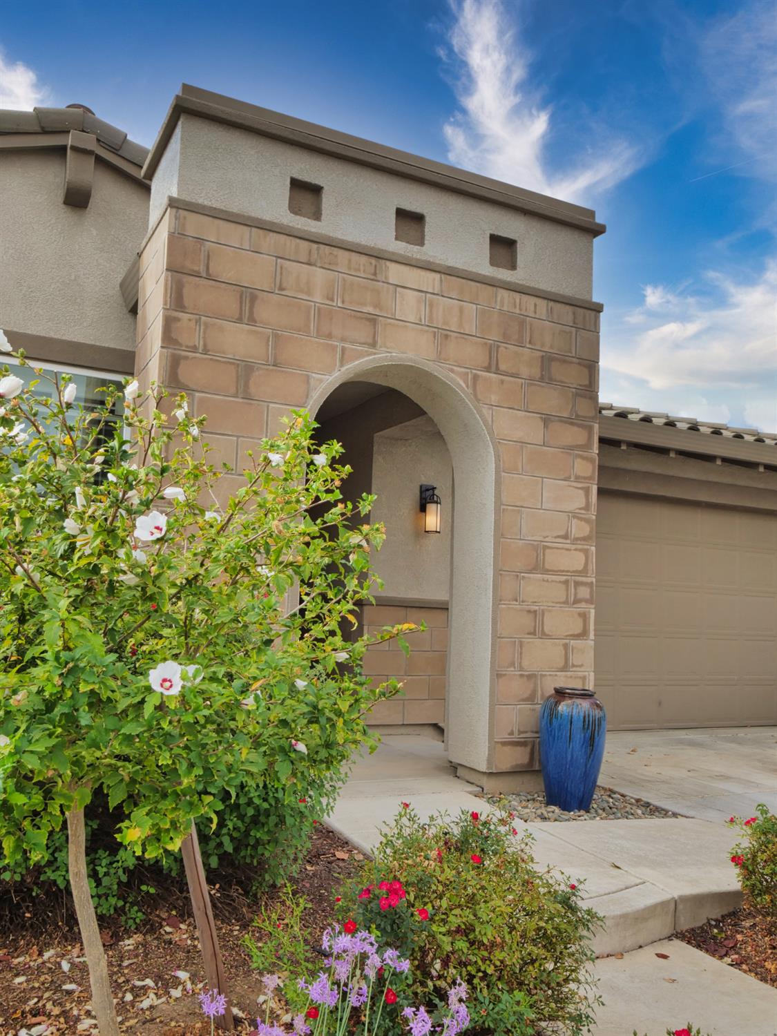 4017 Equator Lane