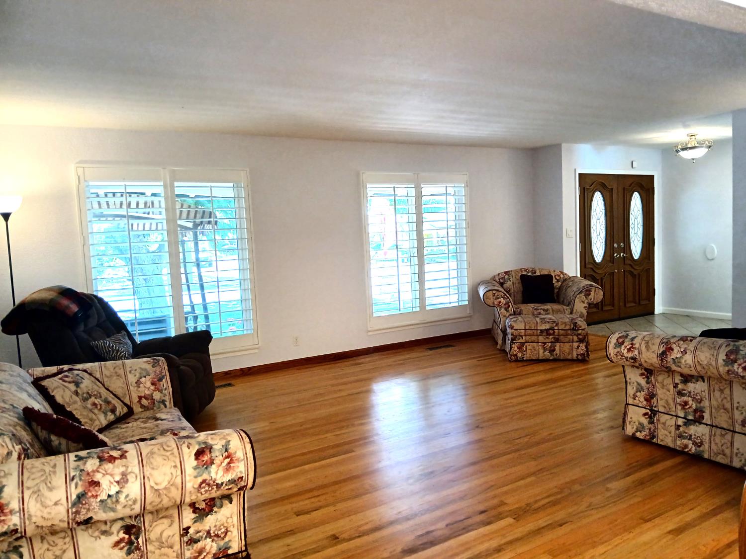1419 Greenwood Road