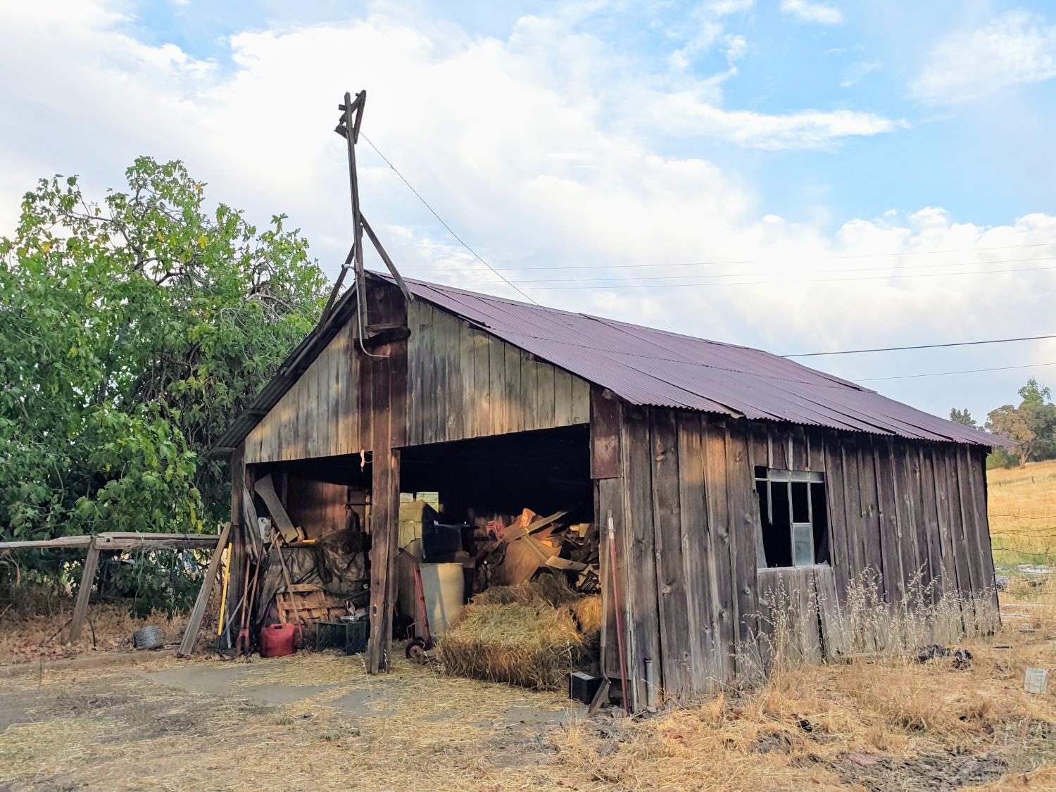 5661 Thompson Hill Road