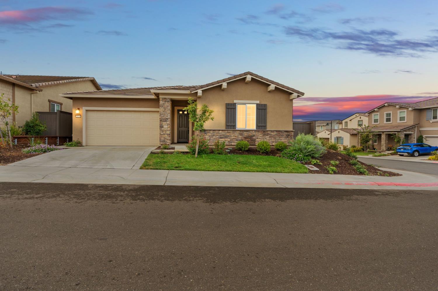 3270 Garden Terrace Drive