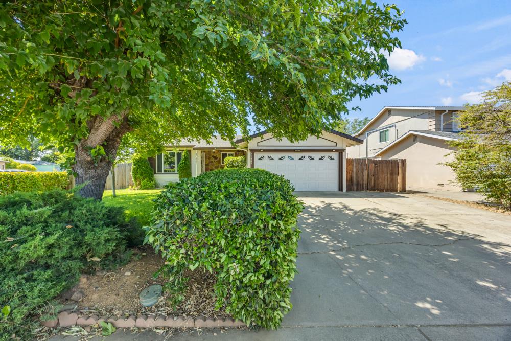 10449 Reymouth Avenue