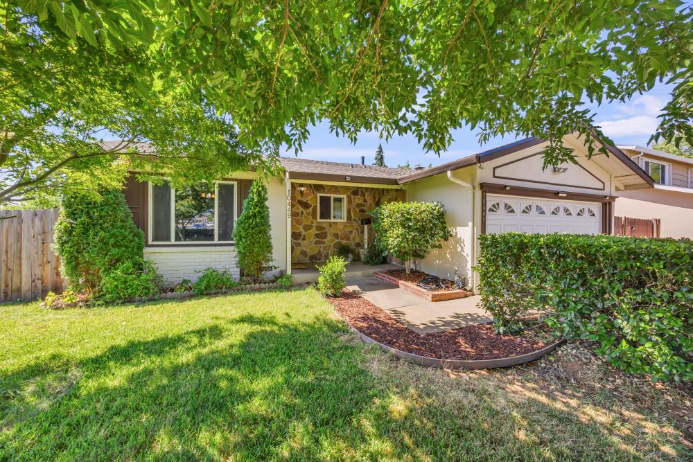 10449 Reymouth Avenue