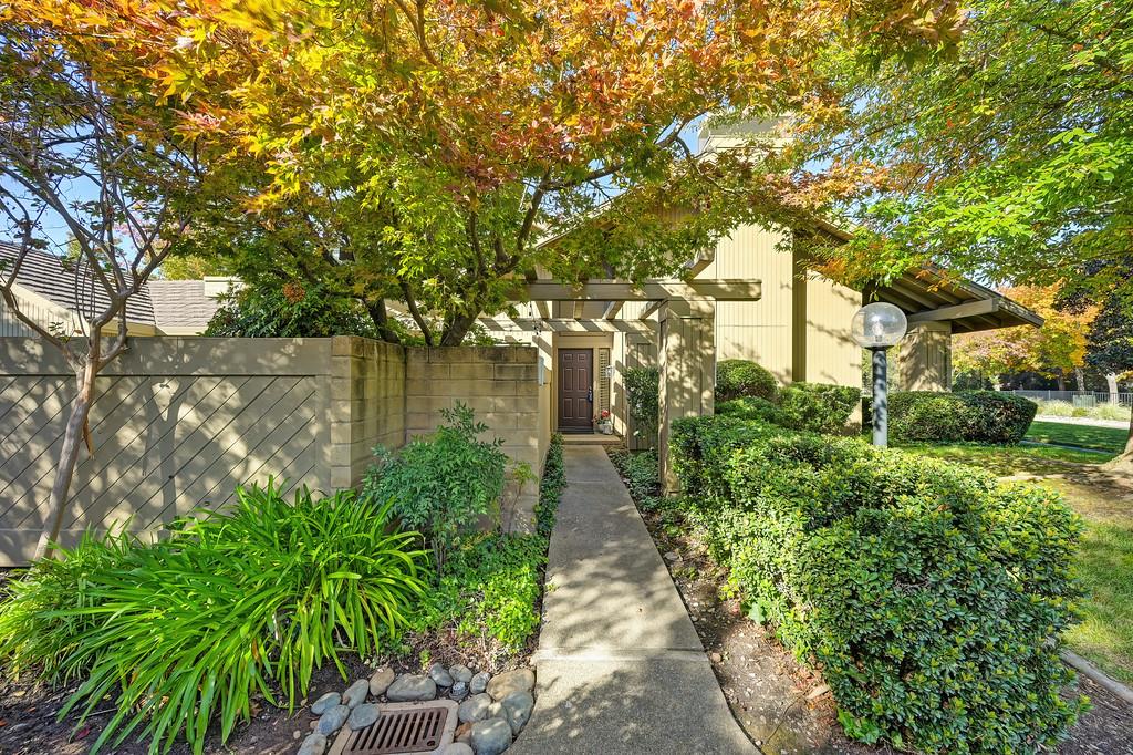 11552 Gold Country Boulevard