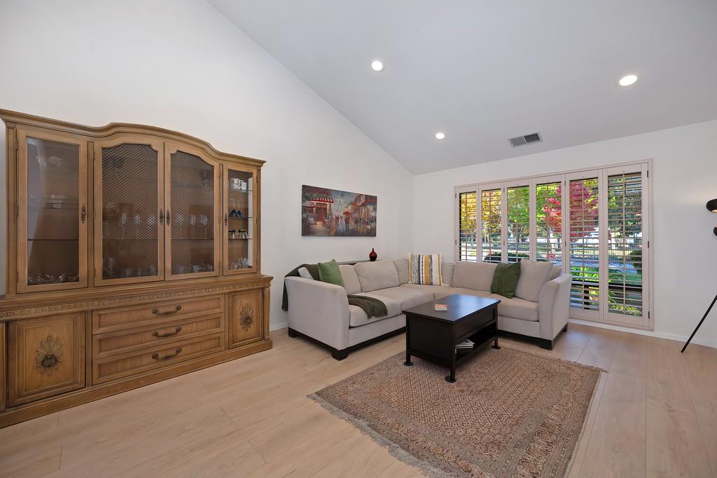 11552 Gold Country Boulevard