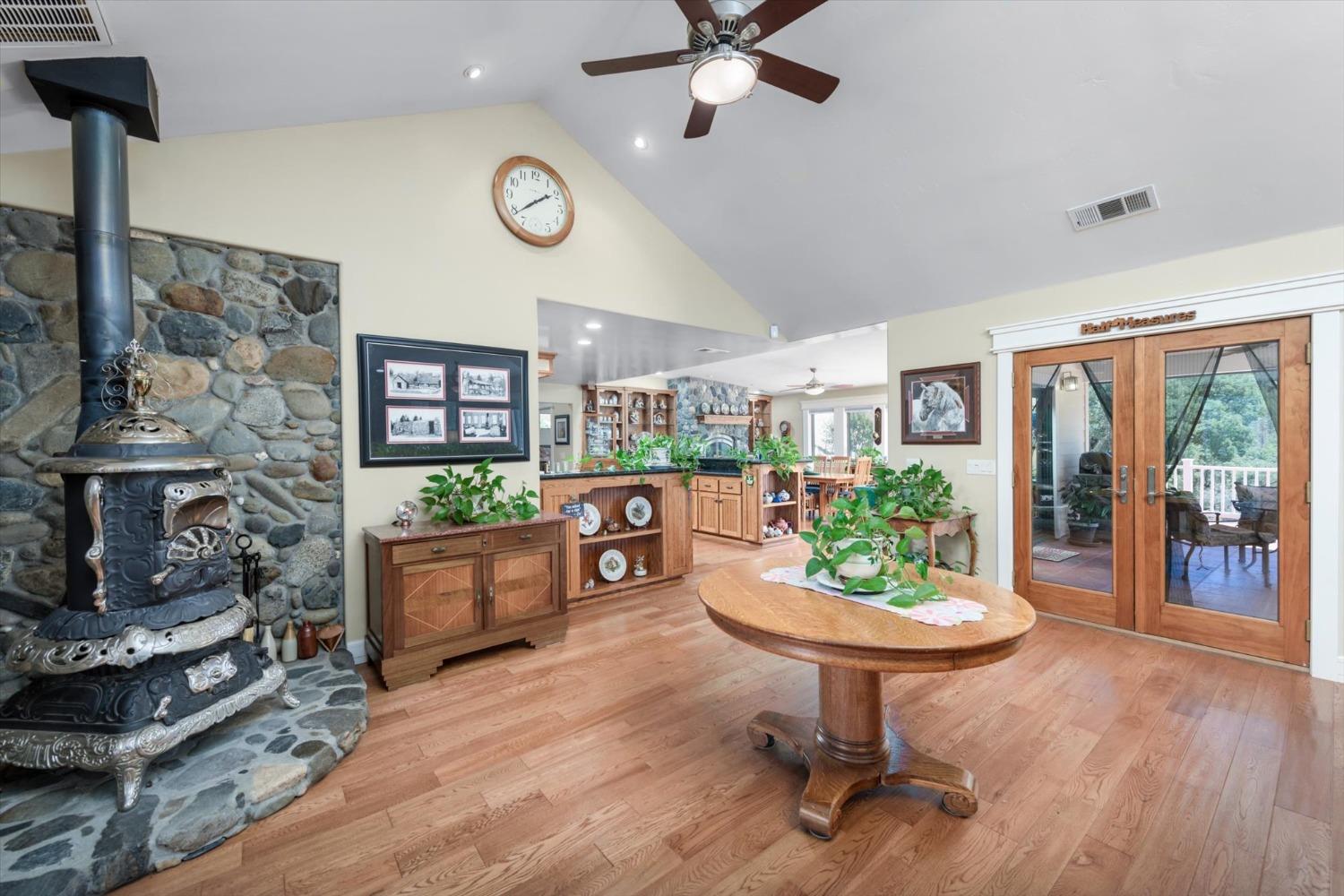 1212 Serenity Lane