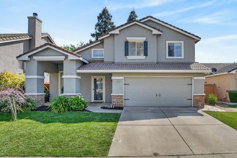 4004 Spindrifter Lane Elk Grove CA 95758