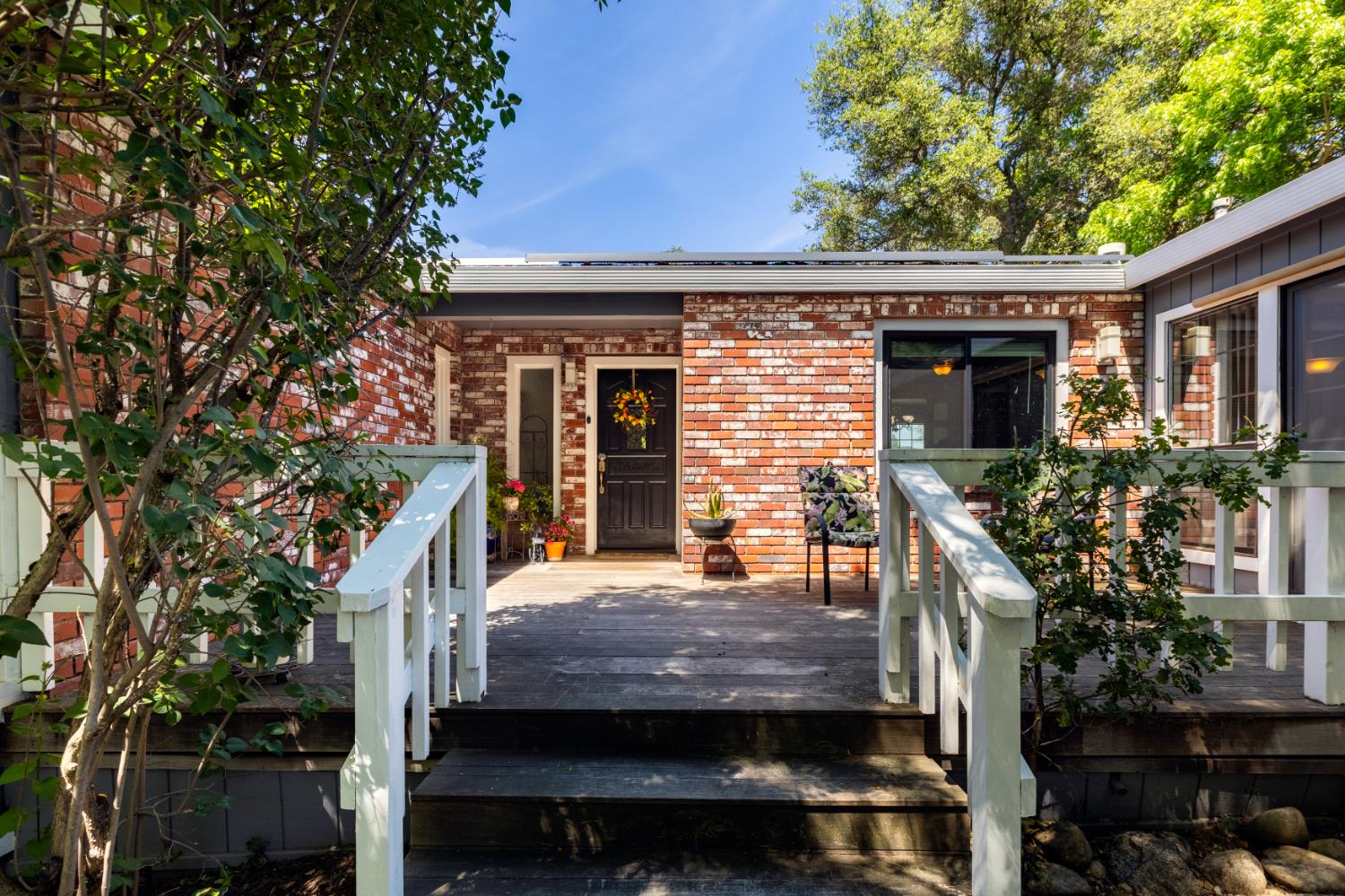 18704 Lake Forest Drive
