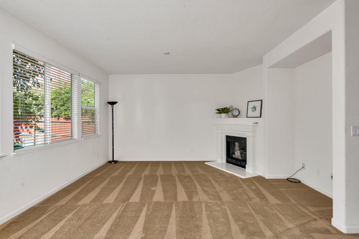 Patterson, California 95363, United States, 3 Bedrooms Bedrooms, ,3 BathroomsBathrooms,Residential,Active,240676