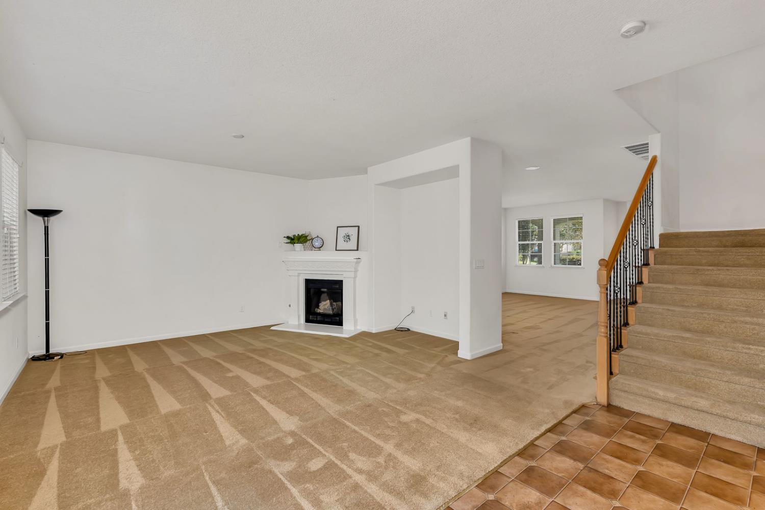 Patterson, California 95363, United States, 3 Bedrooms Bedrooms, ,3 BathroomsBathrooms,Residential,Active,240676