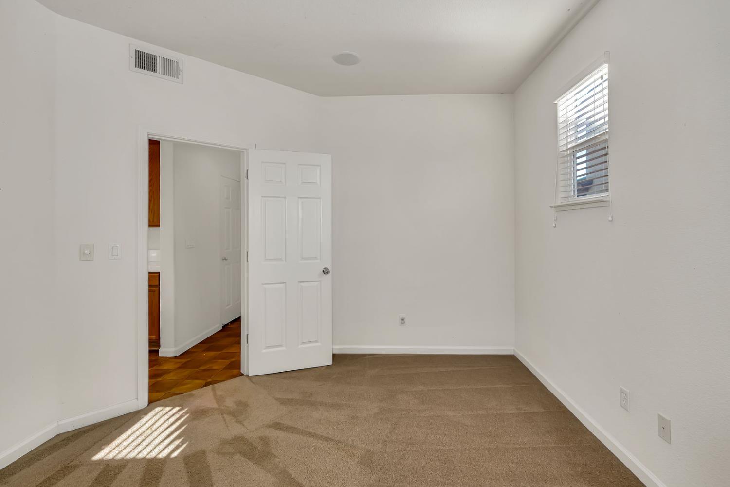 Patterson, California 95363, United States, 3 Bedrooms Bedrooms, ,3 BathroomsBathrooms,Residential,Active,240676