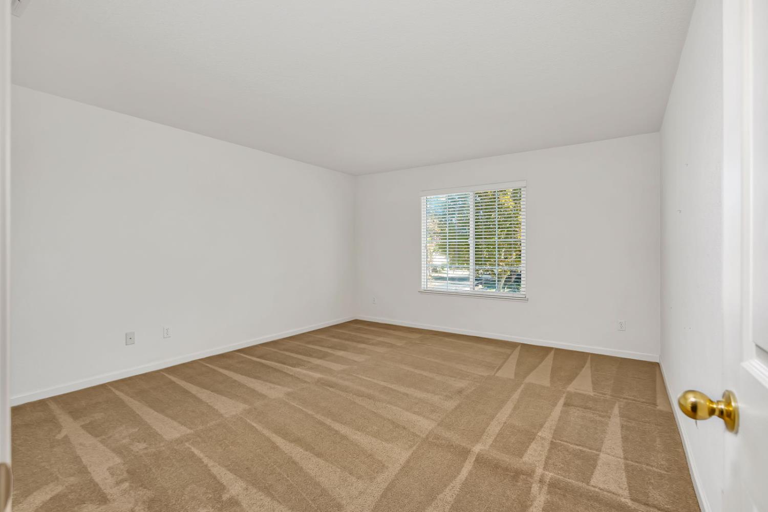 Patterson, California 95363, United States, 3 Bedrooms Bedrooms, ,3 BathroomsBathrooms,Residential,Active,240676