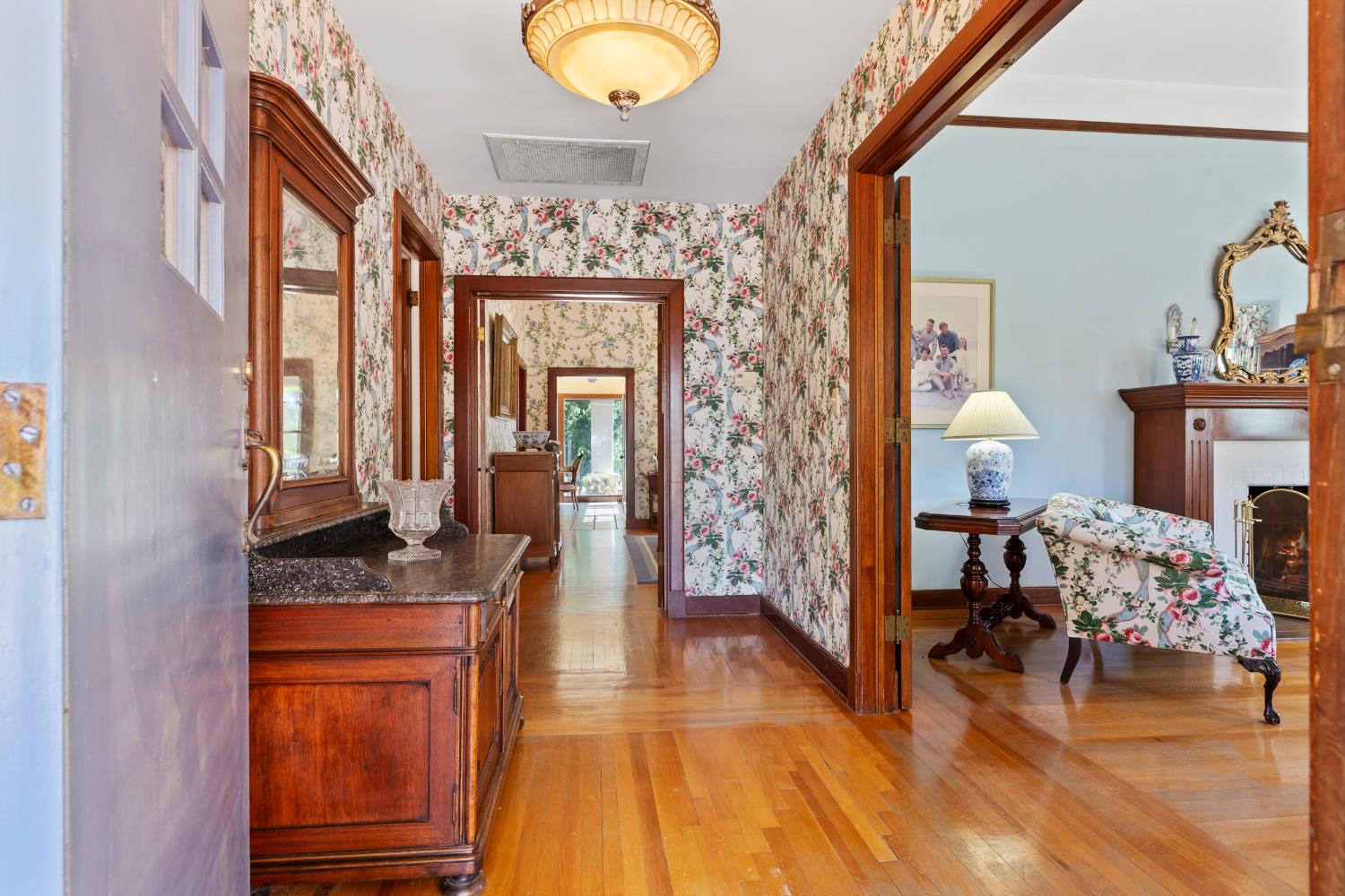 10464 E Herndon Avenue