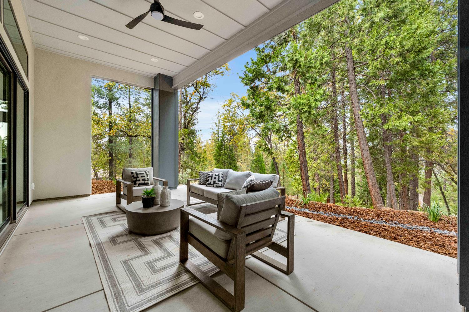 15065 Grand Knoll Drive