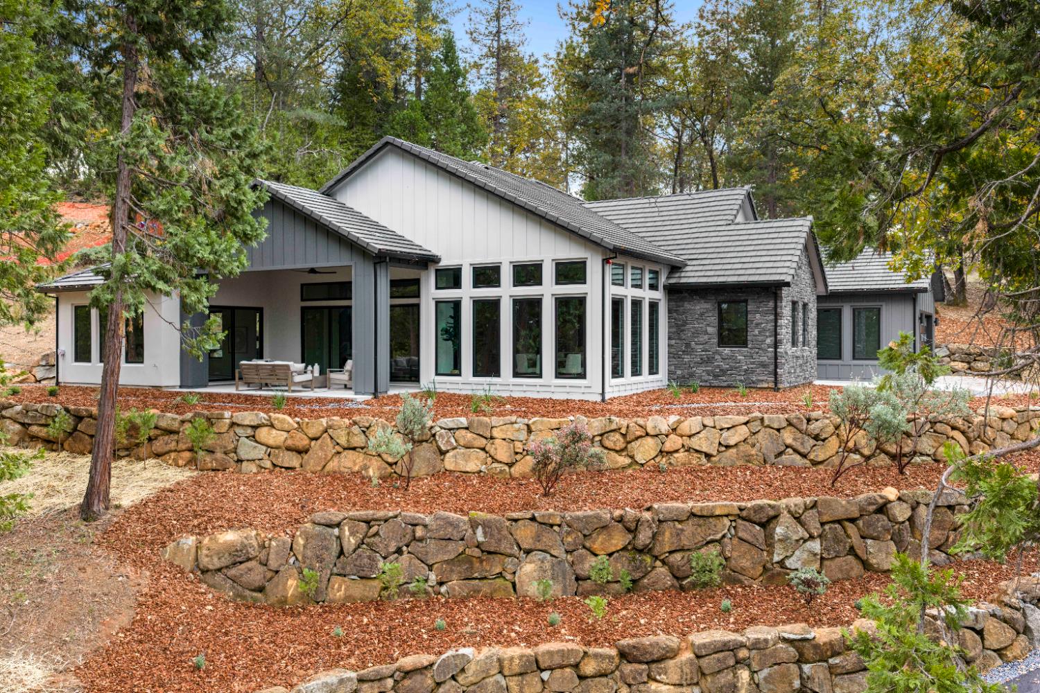 15065 Grand Knoll Drive