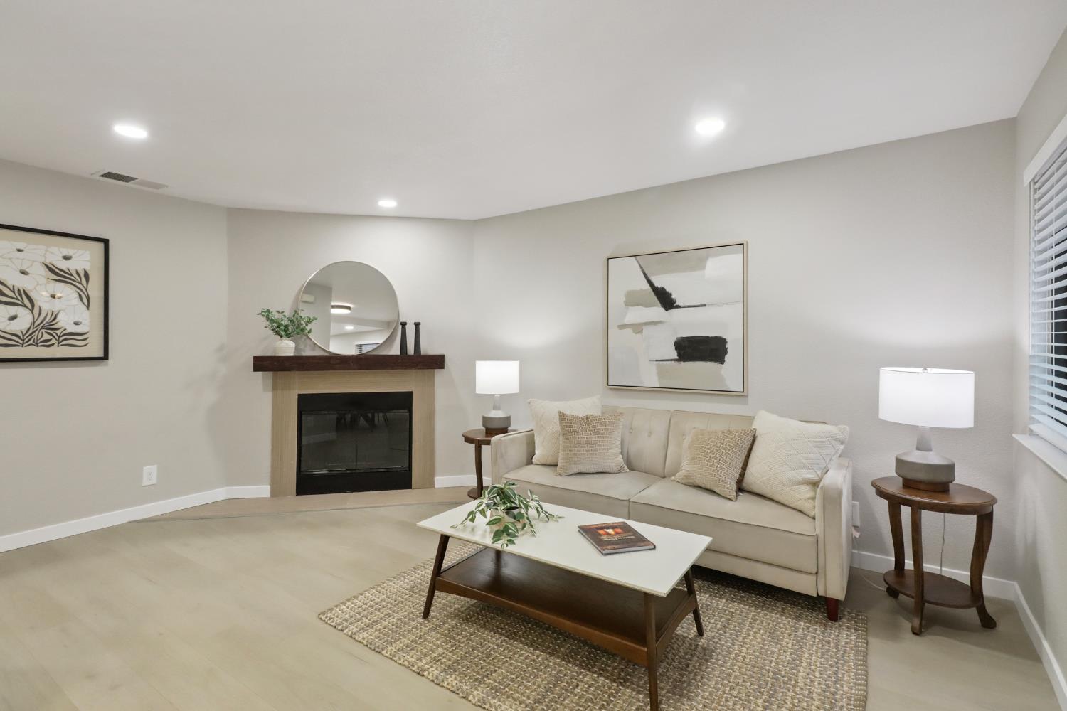 3401 Bermuda Avenue 32