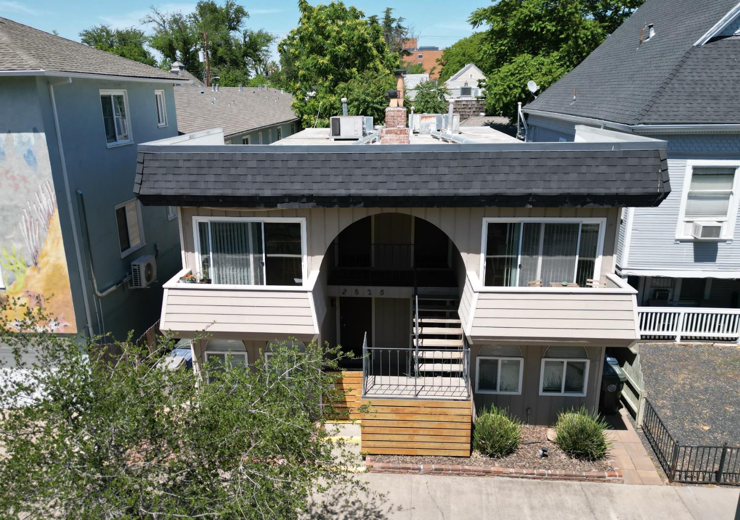2525 N Street