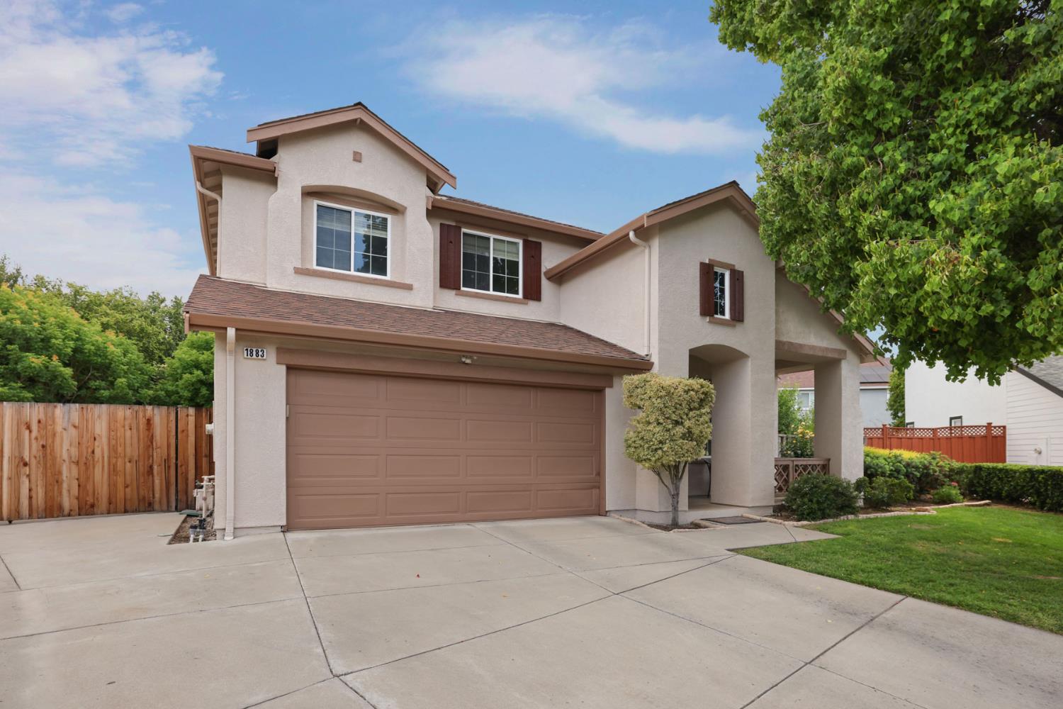 1883 Oswego Court
