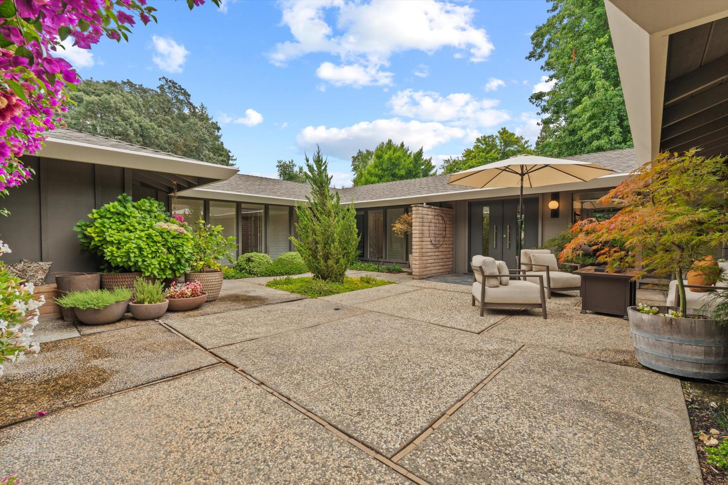 910 Somersby Way