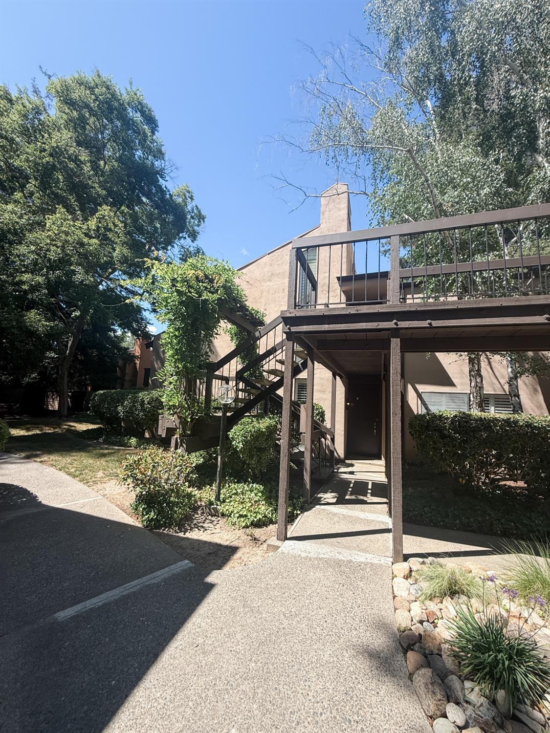 613 Woodside Sierra 5