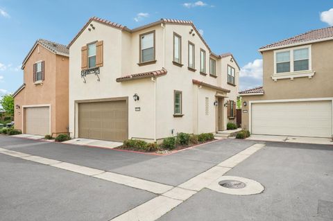 10520 Oboe Way Elk Grove CA 95757