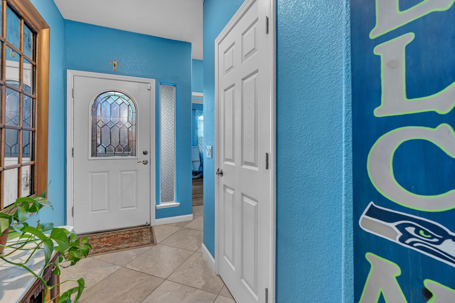 Los Banos, California 93635, United States, 3 Bedrooms Bedrooms, ,2 BathroomsBathrooms,Residential,Active,243075