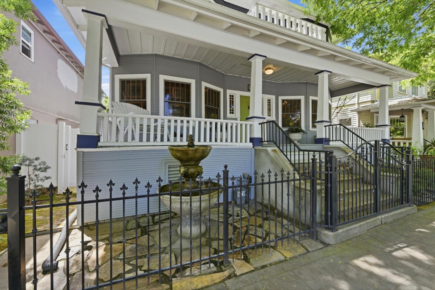 1120 G Street