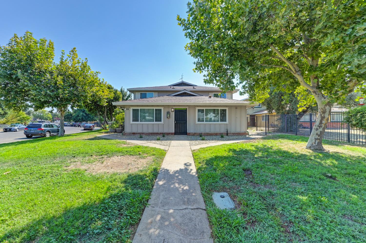 2400 Cava Court