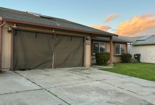 8719 Crystal River Way