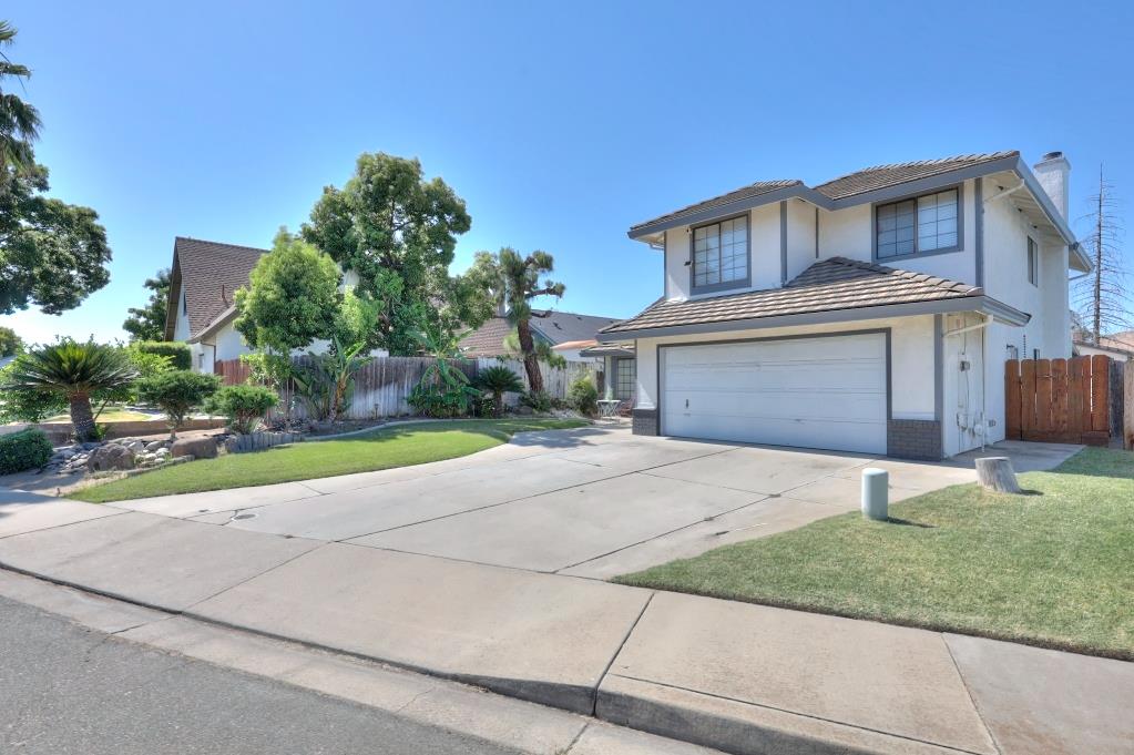 2605 River Creek Drive