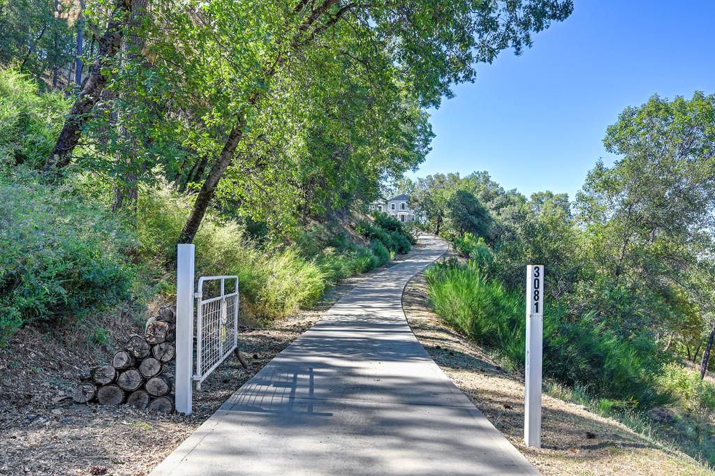 3081 Texas Hill Road