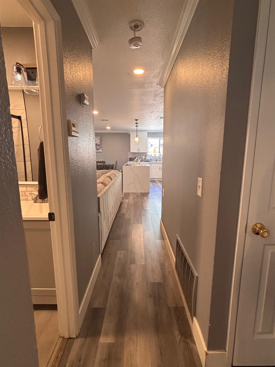 7201 Candlestick Way