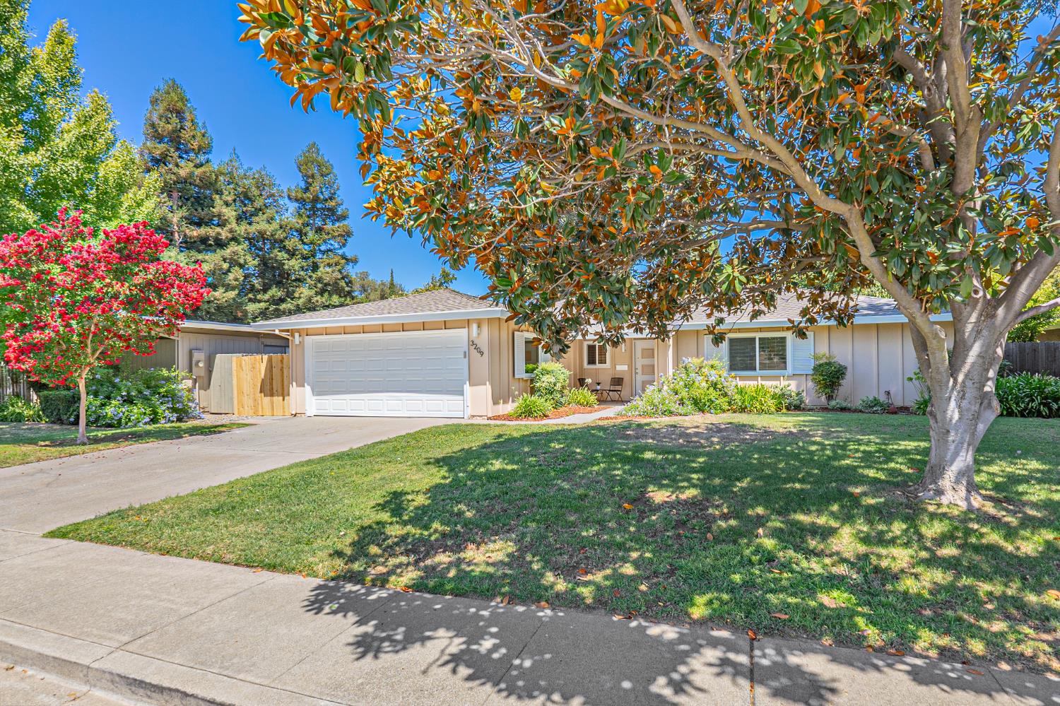 3209 Lillard Drive