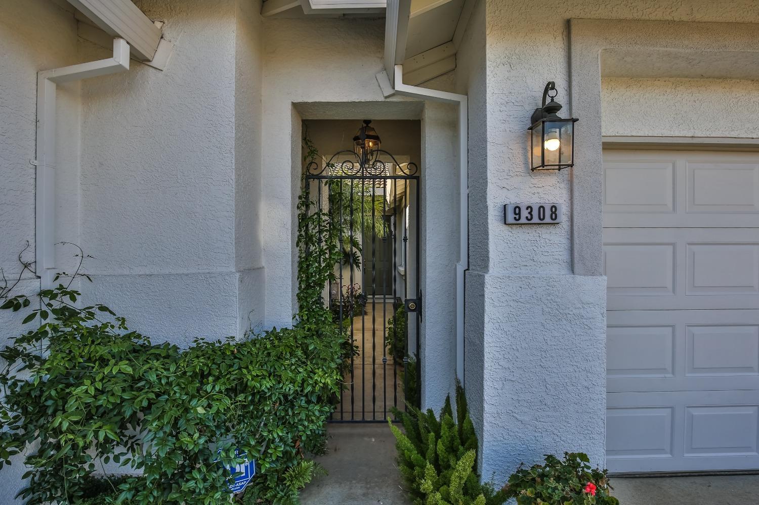 9308 Salmon Creek Drive