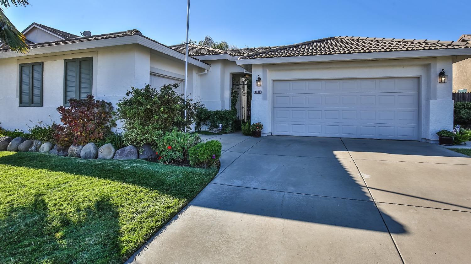 9308 Salmon Creek Drive