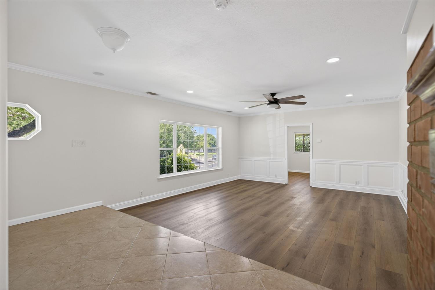 5542 Fleetwood Drive